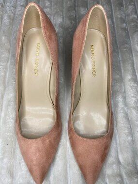 Marc Fisher blush pink suede-like pumps